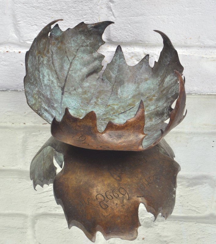 LEAF LITTER I